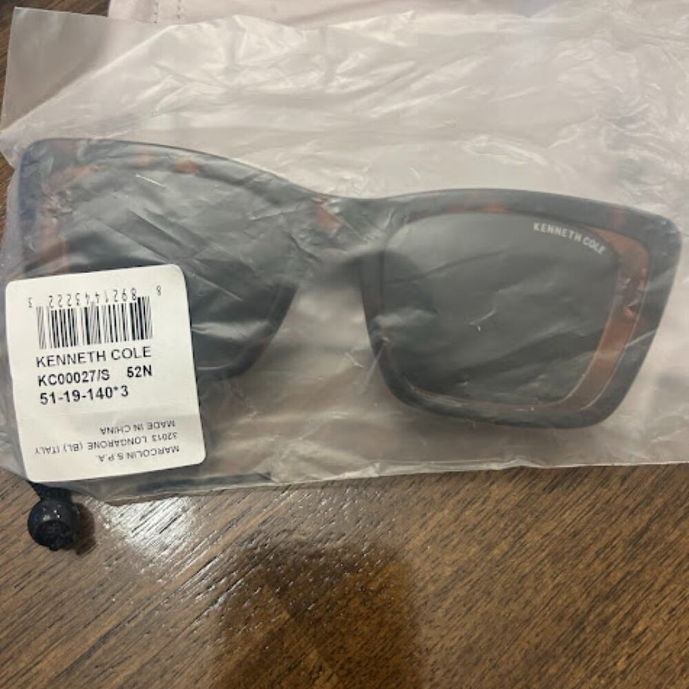 NWT Kenneth Cole Brown Tortoise Cat-Eye Sunglasses - Chic & Timeless - Picture 3 of 7